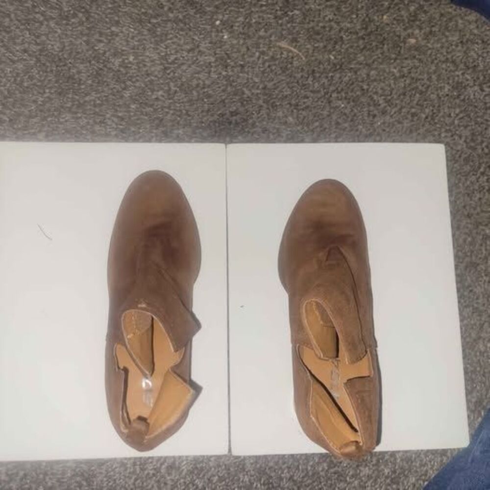 Soda Brown Suede Ankle Boots Size 7.5